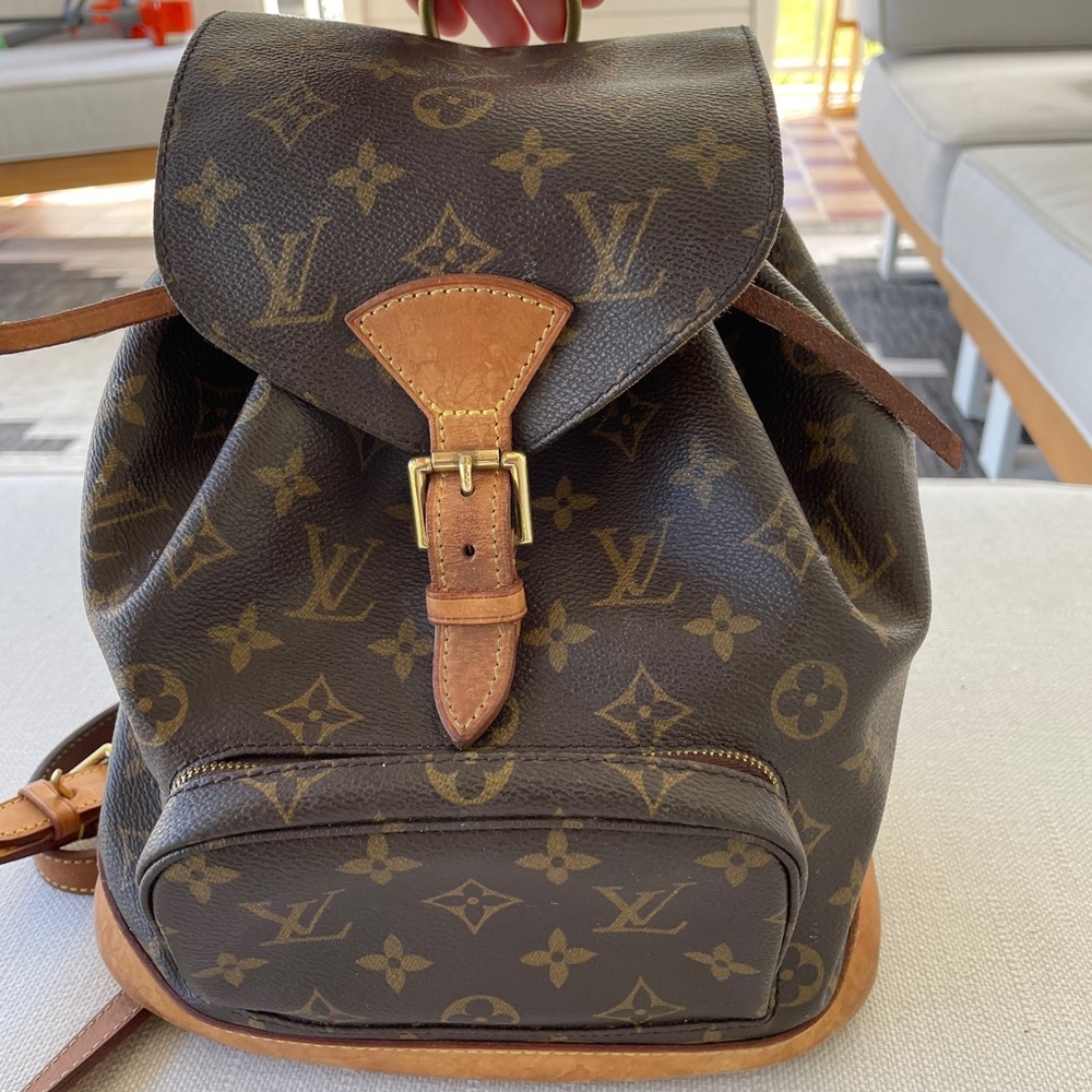 LOUIS VUITTON Monogram Montsouris MM Backpack